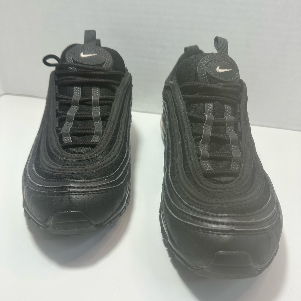 Nike Kids Black and Gray Sneakers